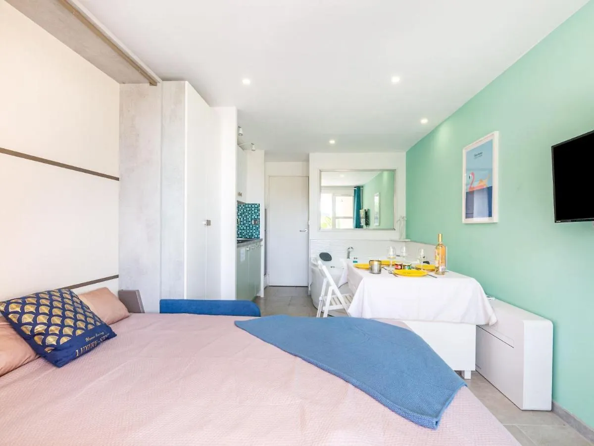 Studio Village Cap Esterel - L'Esquinade-69 By Interhome Saint-Raphael  0*, Saint-Raphael (Var)